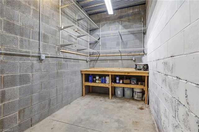 7718 Pearman Quarry Road, Kernersville, NC 27284