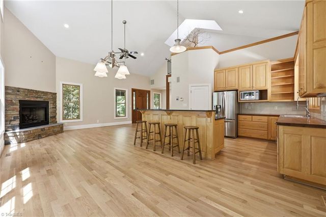 7718 Pearman Quarry Road, Kernersville, NC 27284