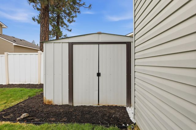 9030 W Campus Dr, Spokane, WA 99224