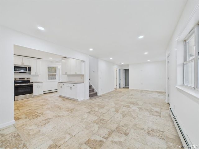 613 Bourdois Avenue, Bellport, NY 11713