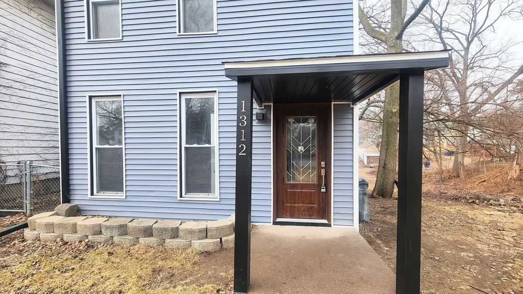 1312 Farnam Street, Davenport, IA 52803
