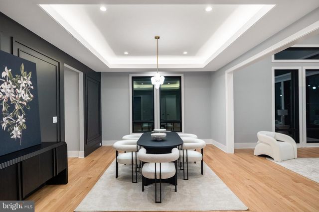 1052 BALLS HILL RD, Mclean, VA 22101