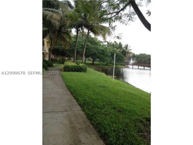 3830 Lyons Rd 303-3, Coconut Creek, FL 33073