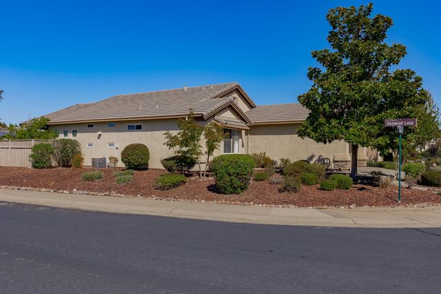 620 Blossom Ln, Lincoln, CA 95648