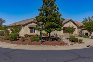 620 Blossom Ln, Lincoln, CA 95648
