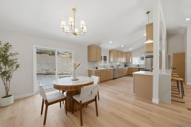 3344 Goldfinch St, San Diego, CA 92103