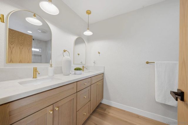 3344 Goldfinch St, San Diego, CA 92103