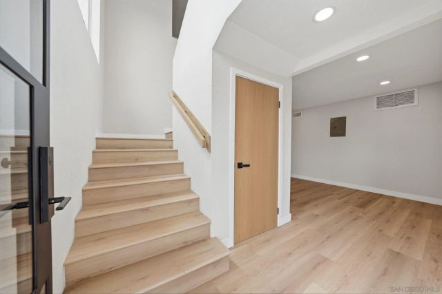 3344 Goldfinch St, San Diego, CA 92103