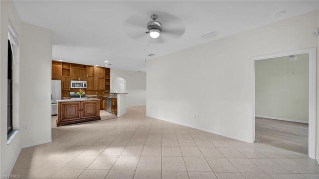 7730 Woodbrook CIR # 4204, Naples, FL 34104