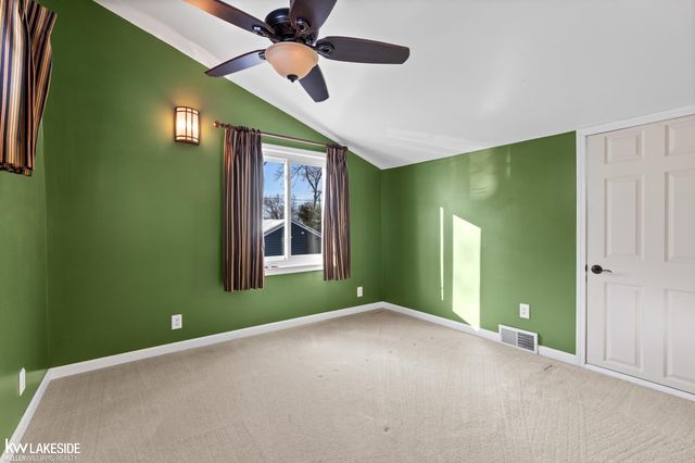 5554 Pleasant Drive, Waterford Twp, MI 48329