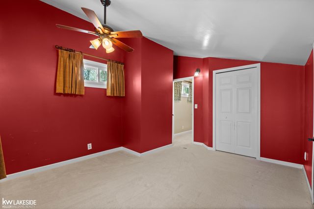 5554 Pleasant Drive, Waterford Twp, MI 48329