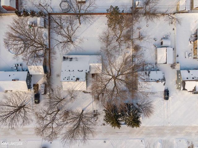 5554 Pleasant Drive, Waterford Twp, MI 48329