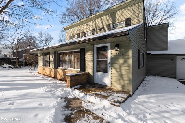5554 Pleasant Drive, Waterford Twp, MI 48329