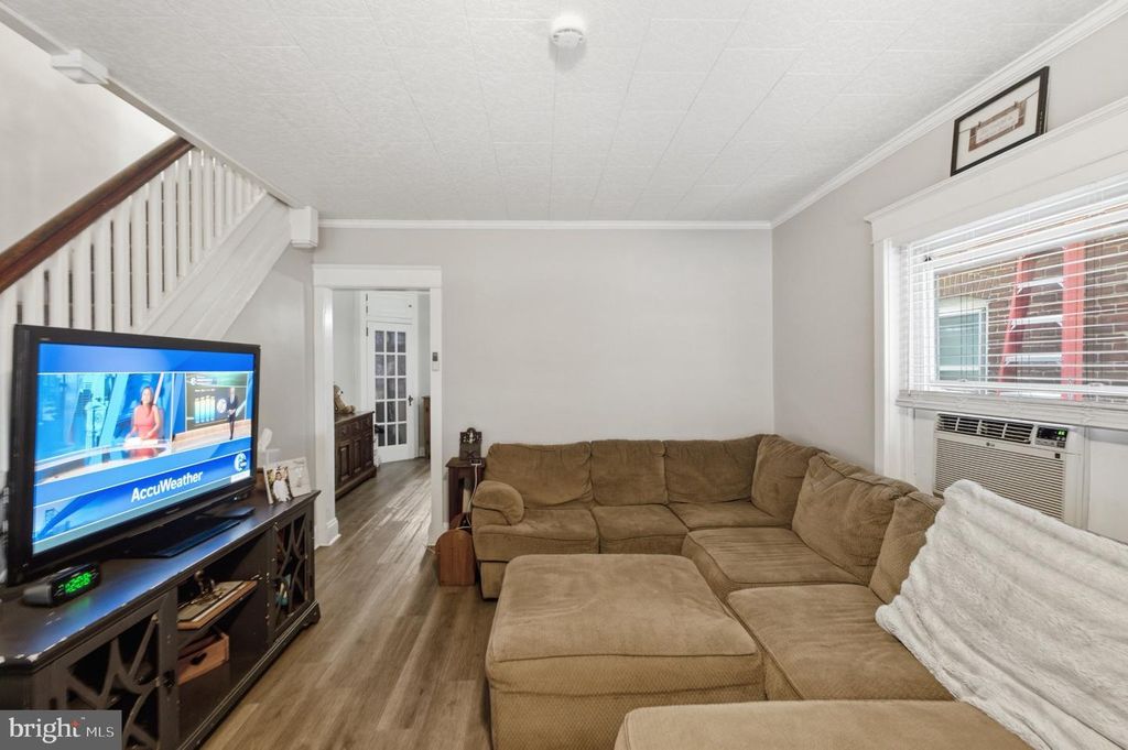171 N YORK ST, Pottstown, PA 19464