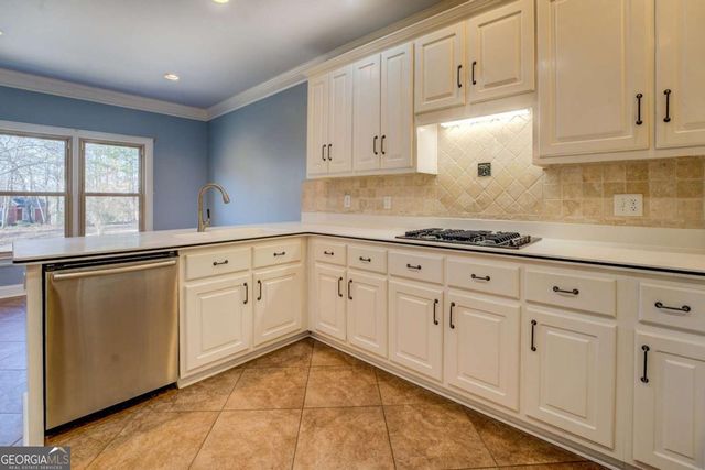 534 Harbour Shores Drive, Jackson, GA 30233