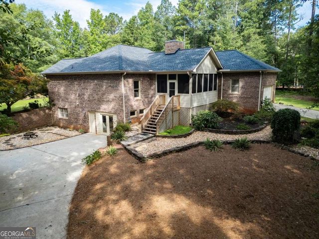 534 Harbour Shores Drive, Jackson, GA 30233