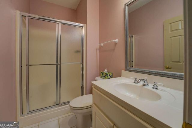 534 Harbour Shores Drive, Jackson, GA 30233
