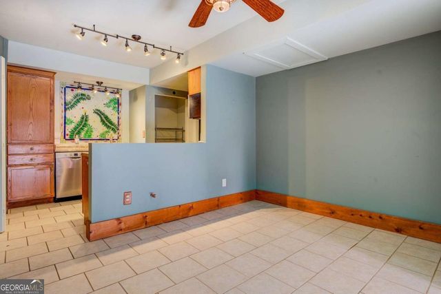 534 Harbour Shores Drive, Jackson, GA 30233