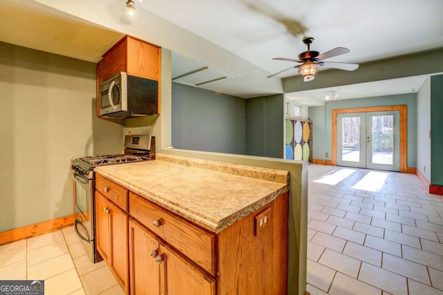 534 Harbour Shores Drive, Jackson, GA 30233