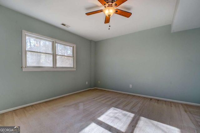 534 Harbour Shores Drive, Jackson, GA 30233