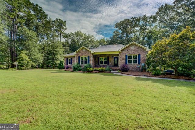 534 Harbour Shores Drive, Jackson, GA 30233