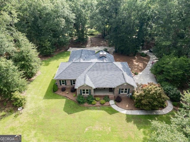 534 Harbour Shores Drive, Jackson, GA 30233