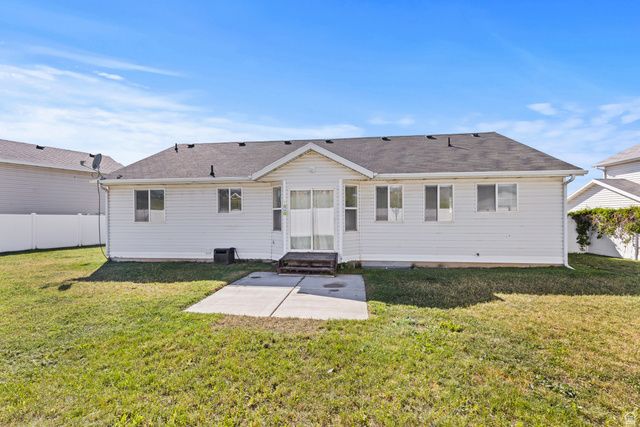 3948 S 2525 W, Roy, UT 84067