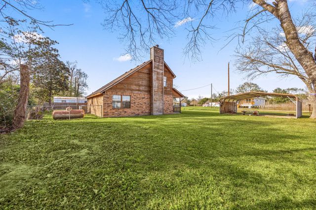 236 Pine Ridge Drive, Cleveland, TX 77327