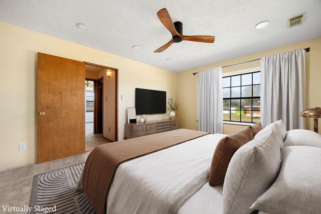 236 Pine Ridge Drive, Cleveland, TX 77327