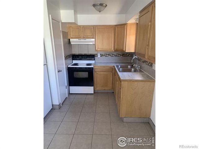 24 Cedar Court, Longmont, CO 80503