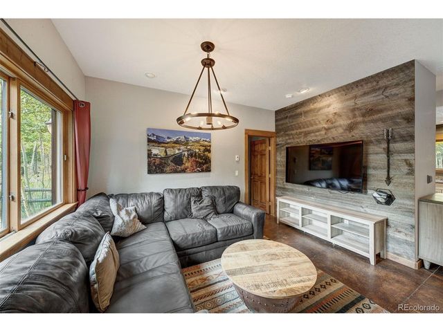 622 Foxtail Dr, Fairplay, CO 80440