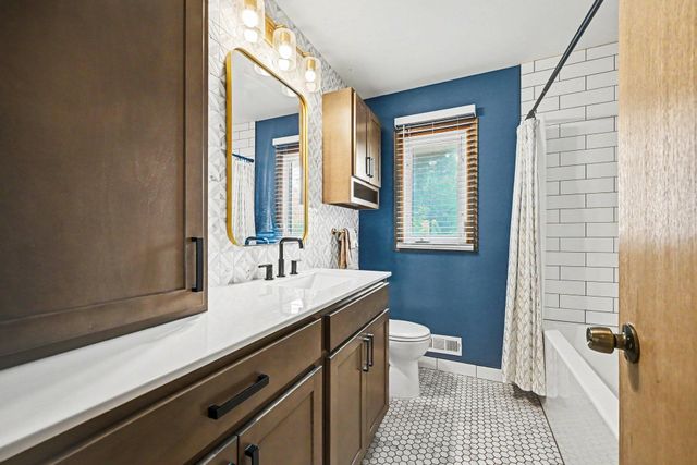 7351 Melody Drive NE, Fridley, MN 55432