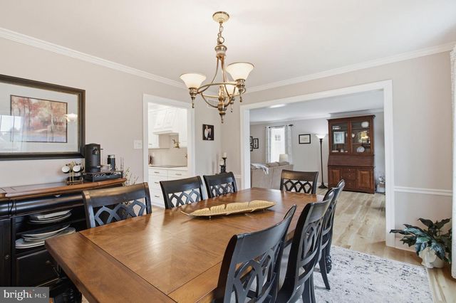 113 HAYHURST CT, Holland, PA 18966
