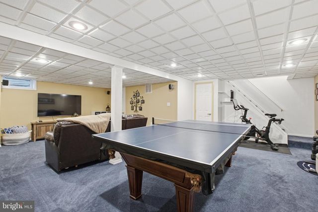 113 HAYHURST CT, Holland, PA 18966