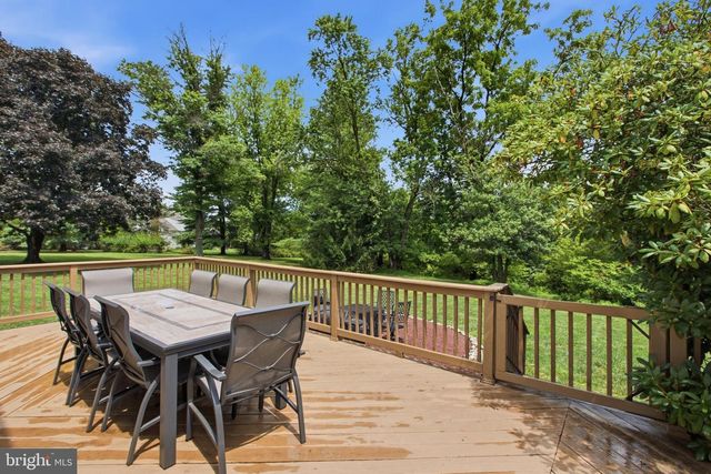 113 HAYHURST CT, Holland, PA 18966