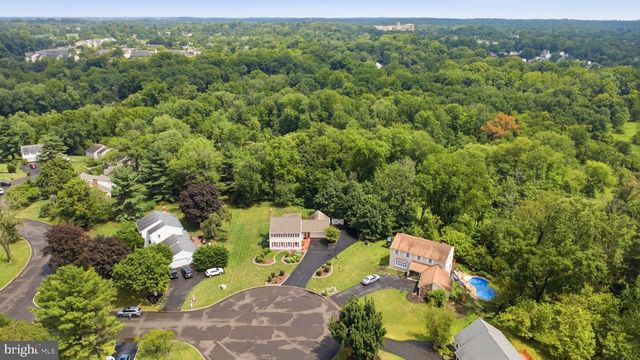 113 HAYHURST CT, Holland, PA 18966