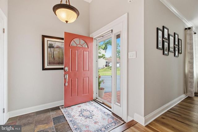 113 HAYHURST CT, Holland, PA 18966