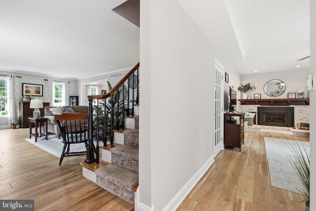 113 HAYHURST CT, Holland, PA 18966