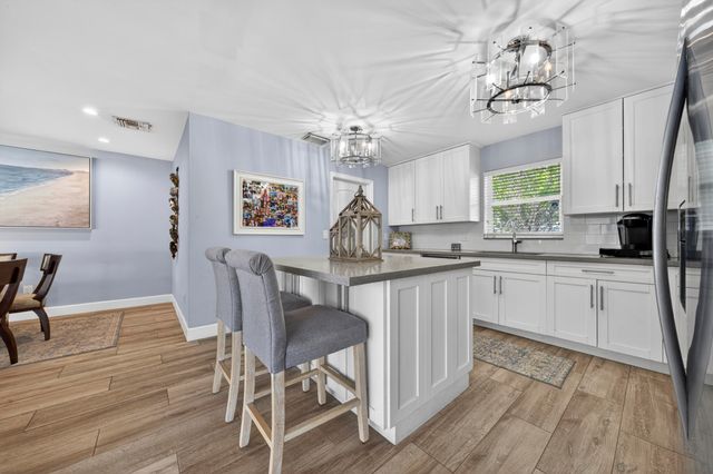 2231 NE 34th Street, Lighthouse Point, FL 33064