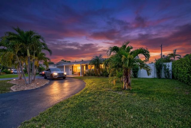 2231 NE 34th Street, Lighthouse Point, FL 33064