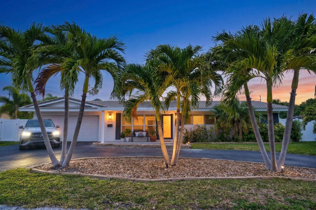 2231 NE 34th Street, Lighthouse Point, FL 33064