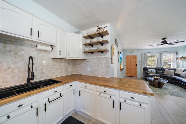 1909 27TH STREET W, Bradenton, FL 34205