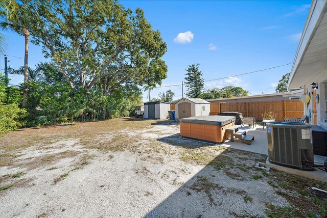 1909 27TH STREET W, Bradenton, FL 34205