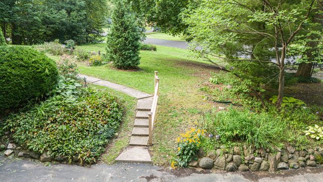 7901 Louella Drive, Roscoe, IL 61073
