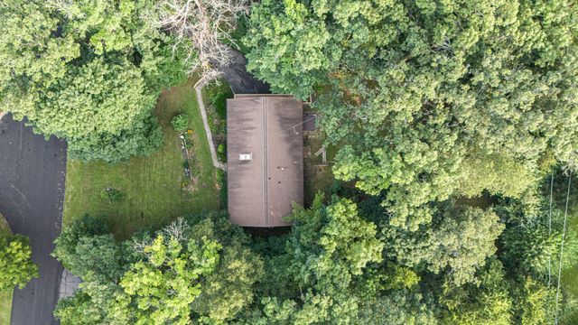 7901 Louella Drive, Roscoe, IL 61073