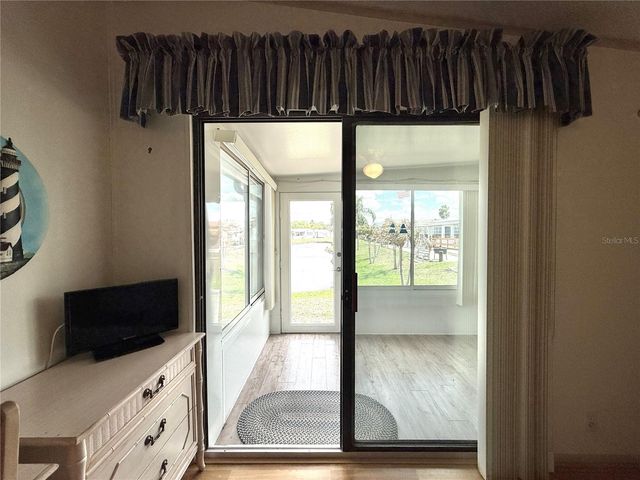 101 SAINT GEORGE COURT, Apollo Beach, FL 33572