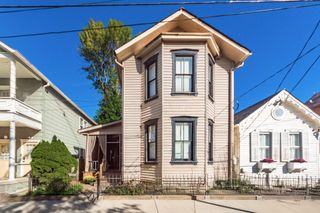 136 E Whittier Street, Columbus, OH 43206