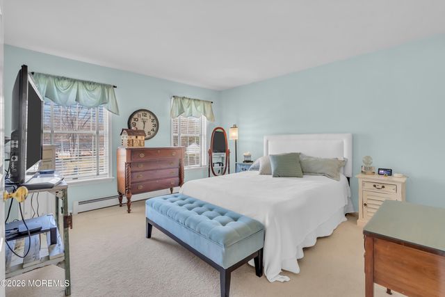 204 Edgemere Drive, Toms River, NJ 08755