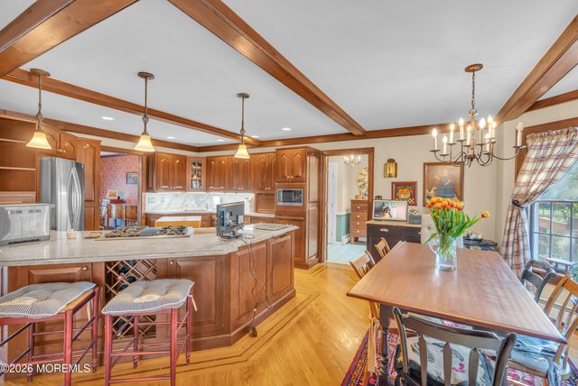 204 Edgemere Drive, Toms River, NJ 08755