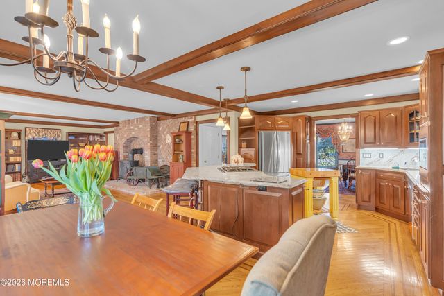 204 Edgemere Drive, Toms River, NJ 08755
